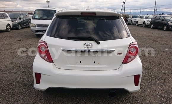 Buy Used Toyota Vitz White Car in Lusaka in Zambia Buy Used Toyota Vitz White Car in Lusaka in Zambia