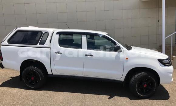 Buy Used Toyota Hilux White Car in Mongu in Western Buy Used Toyota Hilux White Car in Mongu in Western