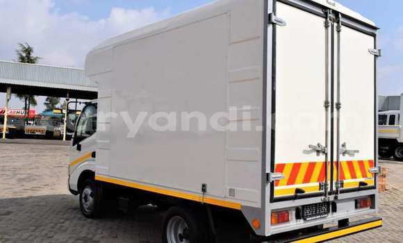 Acheter Occasion Utilitaire Toyota Dyna Blanc à Chingola, Zambie Acheter Occasion Utilitaire Toyota Dyna Blanc à Chingola, Zambie