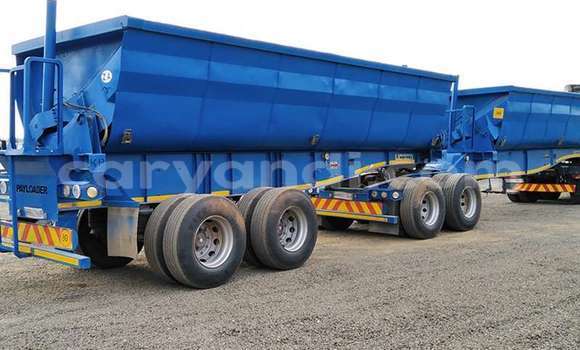 Buy Used Caterpillar 120 Other Truck in Choma in Southern