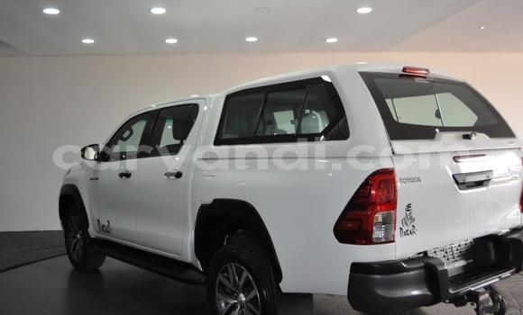 Buy Used Toyota Hilux White Car in Chingola in Zambia Buy Used Toyota Hilux White Car in Chingola in Zambia