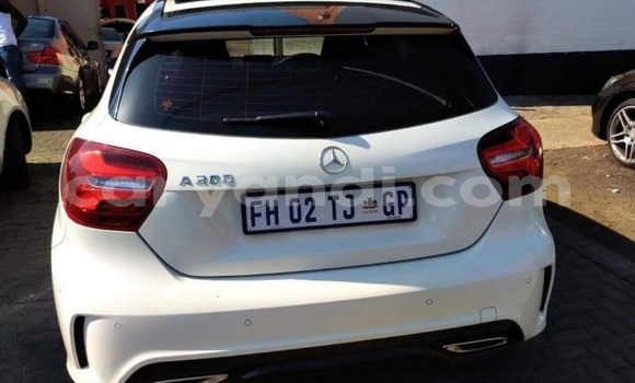 Acheter Occasion Voiture Mercedes‒Benz A–Class Blanc à Chipata, Zambie Acheter Occasion Voiture Mercedes‒Benz A–Class Blanc à Chipata, Zambie