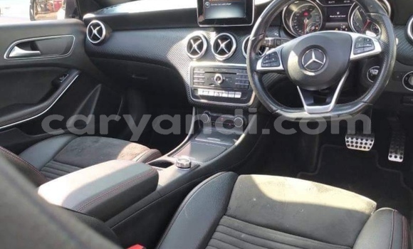 Acheter Occasion Voiture Mercedes‒Benz A–Class Blanc à Chipata, Zambie Acheter Occasion Voiture Mercedes‒Benz A–Class Blanc à Chipata, Zambie