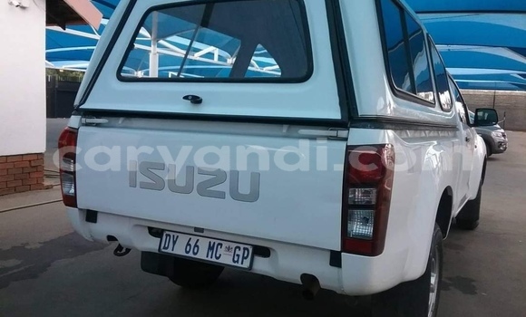 Buy Used Isuzu KB White Car in Chipata in Zambia Buy Used Isuzu KB White Car in Chipata in Zambia