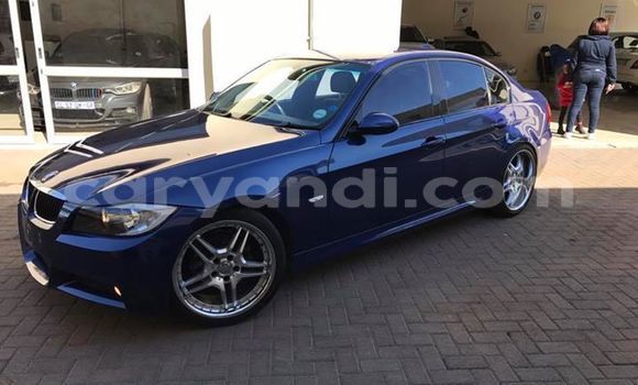 Tenga Tsaru BMW 3–Series Bhuruu Mota in Lusaka in Zambia