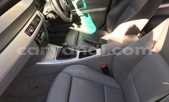 Acheter Occasion Voiture BMW 3–Series Bleu à Lusaka, Zambie Acheter Occasion Voiture BMW 3–Series Bleu à Lusaka, Zambie