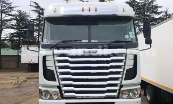 Buy Used Ricomag BW200 White Truck in Kitwe in Zambia Buy Used Ricomag BW200 White Truck in Kitwe in Zambia