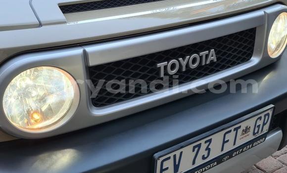 Acheter Occasion Voiture Toyota FJ Cruiser Beige à Lusaka, Zambie Acheter Occasion Voiture Toyota FJ Cruiser Beige à Lusaka, Zambie