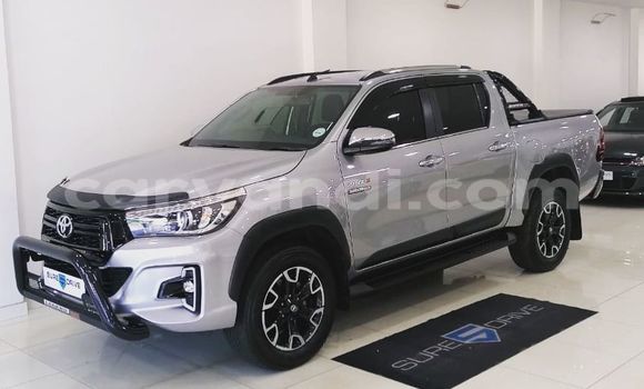 Buy Used Toyota Hilux Silver Car in Chingola in Zambia Buy Used Toyota Hilux Silver Car in Chingola in Zambia