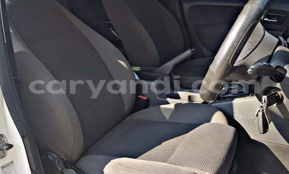 Acheter Occasion Voiture Volkswagen Amarok Blanc à Lusaka, Zambie Acheter Occasion Voiture Volkswagen Amarok Blanc à Lusaka, Zambie