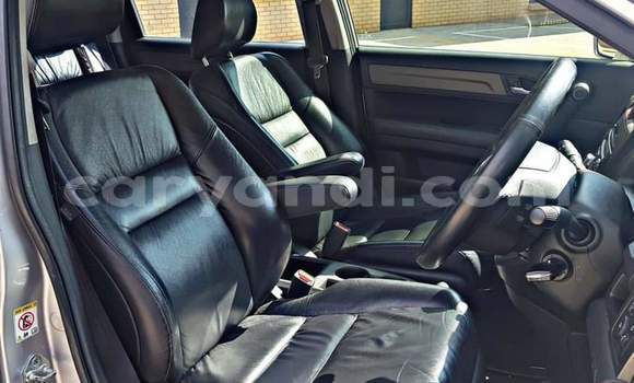 Buy Used Honda CR–V Silver Car in Lusaka in Zambia Buy Used Honda CR–V Silver Car in Lusaka in Zambia