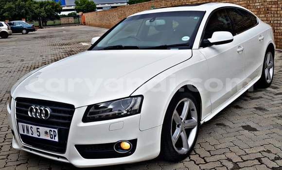 Buy Used Audi A5 White Car in Livingstone in Zambia Buy Used Audi A5 White Car in Livingstone in Zambia