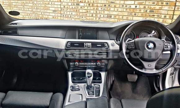 Acheter Occasion Voiture BMW 5–Series Gris à Lusaka, Zambie Acheter Occasion Voiture BMW 5–Series Gris à Lusaka, Zambie