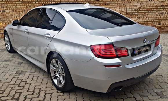Acheter Occasion Voiture BMW 5–Series Gris à Lusaka, Zambie Acheter Occasion Voiture BMW 5–Series Gris à Lusaka, Zambie