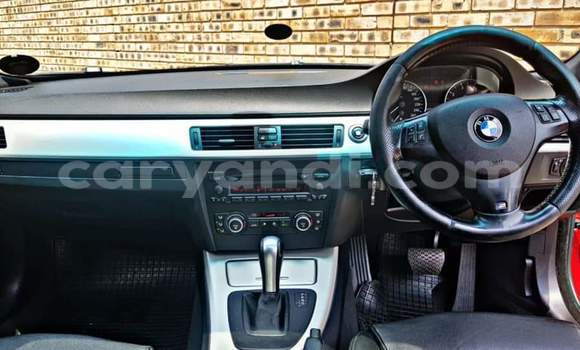 Acheter Occasion Voiture BMW 3–Series Rouge à Livingstone, Zambie Acheter Occasion Voiture BMW 3–Series Rouge à Livingstone, Zambie