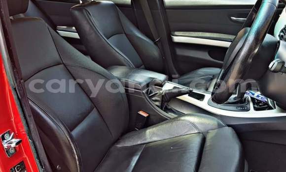 Acheter Occasion Voiture BMW 3–Series Rouge à Livingstone, Zambie Acheter Occasion Voiture BMW 3–Series Rouge à Livingstone, Zambie