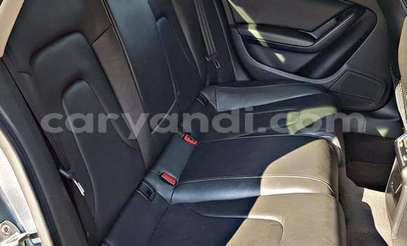 Acheter Occasion Voiture Audi A5 Gris à Lusaka, Zambie Acheter Occasion Voiture Audi A5 Gris à Lusaka, Zambie