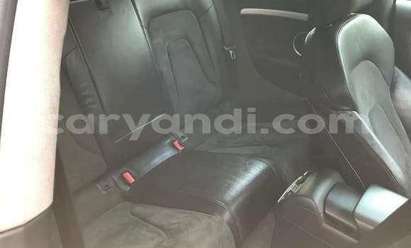 Acheter Occasion Voiture Audi A5 Gris à Livingstone, Zambie Acheter Occasion Voiture Audi A5 Gris à Livingstone, Zambie