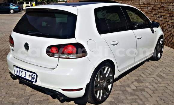 Buy Used Volkswagen Golf GTI White Car in Chingola in Zambia Buy Used Volkswagen Golf GTI White Car in Chingola in Zambia