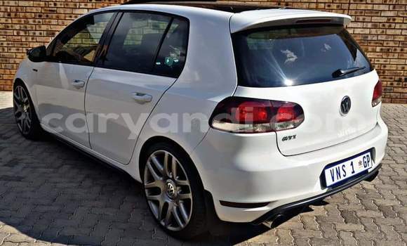 Buy Used Volkswagen Golf GTI White Car in Chingola in Zambia Buy Used Volkswagen Golf GTI White Car in Chingola in Zambia