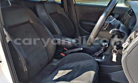 Acheter Occasion Voiture Volkswagen Polo GTI Blanc à Livingstone, Zambie Acheter Occasion Voiture Volkswagen Polo GTI Blanc à Livingstone, Zambie