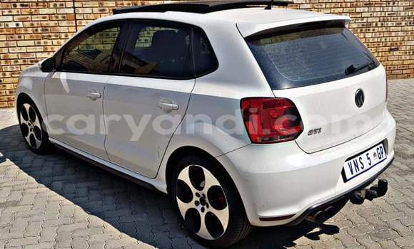 Acheter Occasion Voiture Volkswagen Polo GTI Blanc à Livingstone, Zambie Acheter Occasion Voiture Volkswagen Polo GTI Blanc à Livingstone, Zambie