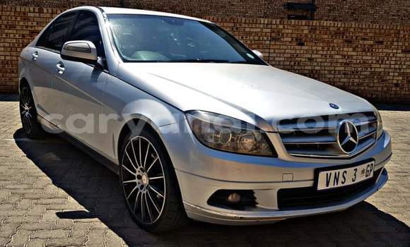 Acheter Occasion Voiture Mercedes‒Benz C–Class Gris à Lusaka, Zambie