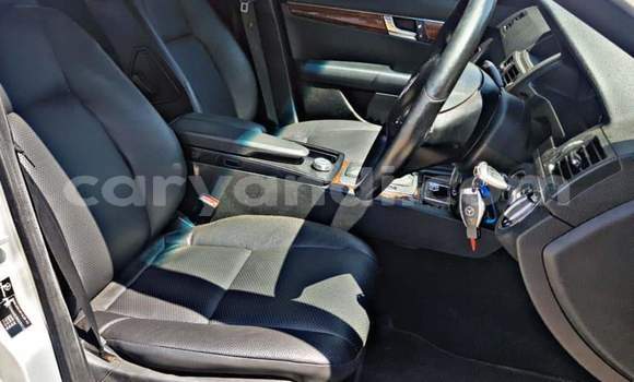 Acheter Occasion Voiture Mercedes‒Benz C–Class Gris à Lusaka, Zambie Acheter Occasion Voiture Mercedes‒Benz C–Class Gris à Lusaka, Zambie