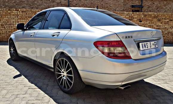 Acheter Occasion Voiture Mercedes‒Benz C–Class Gris à Lusaka, Zambie Acheter Occasion Voiture Mercedes‒Benz C–Class Gris à Lusaka, Zambie