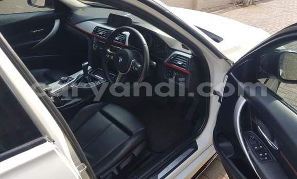 Acheter Occasion Voiture Mercedes‒Benz C–Class Blanc à Lusaka, Zambie Acheter Occasion Voiture Mercedes‒Benz C–Class Blanc à Lusaka, Zambie