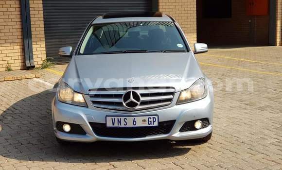 Buy Used Mercedes‒Benz C–Class Silver Car in Livingstone in Zambia Buy Used Mercedes‒Benz C–Class Silver Car in Livingstone in Zambia