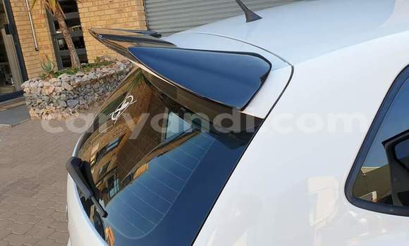 Acheter Occasion Voiture Volkswagen Polo GTI Blanc à Lusaka, Zambie Acheter Occasion Voiture Volkswagen Polo GTI Blanc à Lusaka, Zambie