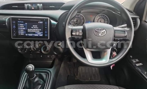 Buy Used Toyota Hilux Silver Car in Chipata in Zambia Buy Used Toyota Hilux Silver Car in Chipata in Zambia