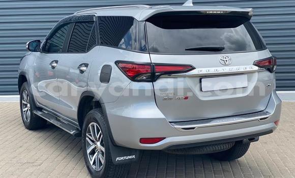 Tenga Tsaru Toyota Fortuner Sirivha Mota in Kabwe in Zambia Tenga Tsaru Toyota Fortuner Sirivha Mota in Kabwe in Zambia