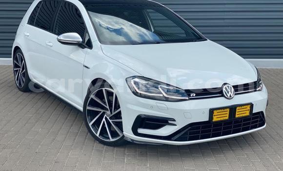 Buy Used Volkswagen Golf R White Car in Kabwe in Zambia Buy Used Volkswagen Golf R White Car in Kabwe in Zambia