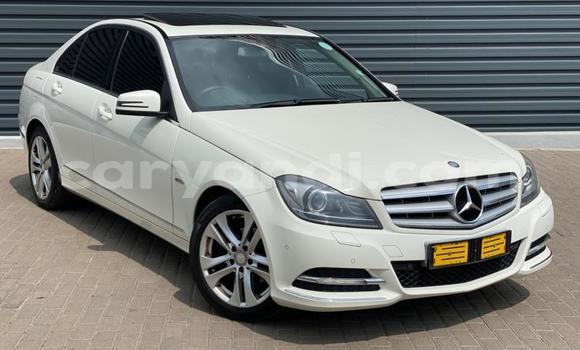 Buy Used Mercedes‒Benz C–Class White Car in Kabwe in Zambia Buy Used Mercedes‒Benz C–Class White Car in Kabwe in Zambia