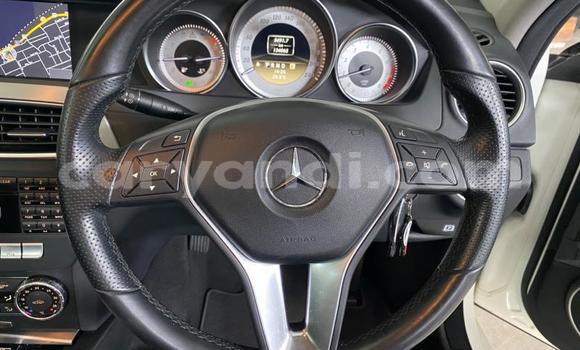 Buy Used Mercedes‒Benz C–Class White Car in Kabwe in Zambia Buy Used Mercedes‒Benz C–Class White Car in Kabwe in Zambia
