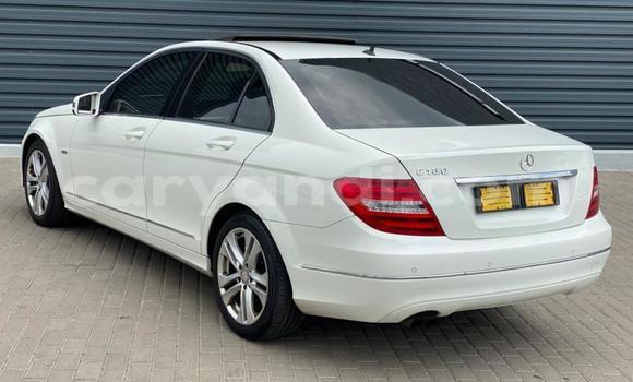 Buy Used Mercedes‒Benz C–Class White Car in Kabwe in Zambia Buy Used Mercedes‒Benz C–Class White Car in Kabwe in Zambia