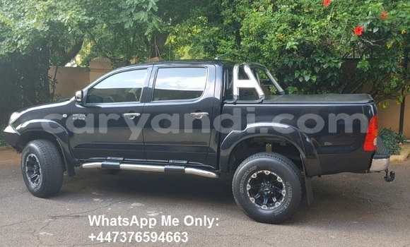 Acheter Occasion Voiture Toyota Hilux Noir à Lusaka, Zambie Acheter Occasion Voiture Toyota Hilux Noir à Lusaka, Zambie