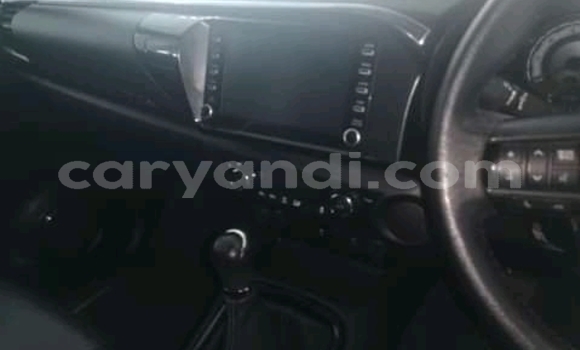 Acheter Occasion Voiture Toyota Hilux Blanc à Livingstone, Zambie Acheter Occasion Voiture Toyota Hilux Blanc à Livingstone, Zambie