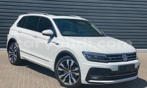 Nunua Ilio tumika Volkswagen Tiguan Nyeupe Gari ndani ya Mazabuka nchini Kusini Nunua Ilio tumika Volkswagen Tiguan Nyeupe Gari ndani ya Mazabuka nchini Kusini