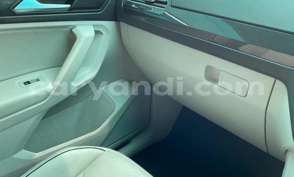 Nunua Ilio tumika Volkswagen Tiguan Nyeupe Gari ndani ya Mazabuka nchini Kusini Nunua Ilio tumika Volkswagen Tiguan Nyeupe Gari ndani ya Mazabuka nchini Kusini