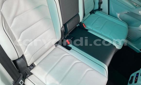 Nunua Ilio tumika Volkswagen Tiguan Nyeupe Gari ndani ya Mazabuka nchini Kusini Nunua Ilio tumika Volkswagen Tiguan Nyeupe Gari ndani ya Mazabuka nchini Kusini