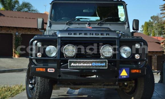 Tenga Tsaru Land Rover Defender Zvimwe Mota in Choma in Southern Tenga Tsaru Land Rover Defender Zvimwe Mota in Choma in Southern