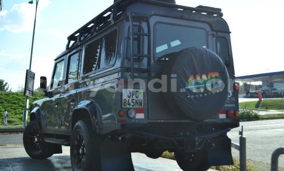 Tenga Tsaru Land Rover Defender Zvimwe Mota in Choma in Southern Tenga Tsaru Land Rover Defender Zvimwe Mota in Choma in Southern