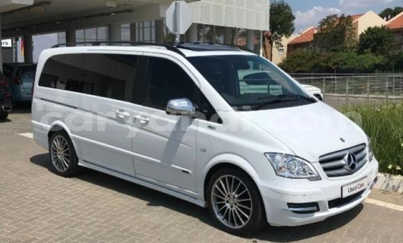 Acheter Occasion Voiture Mercedes‒Benz Viano Blanc à Chingola, Zambie