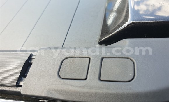 Acheter Occasion Voiture Toyota Hilux Blanc à Lusaka, Zambie Acheter Occasion Voiture Toyota Hilux Blanc à Lusaka, Zambie