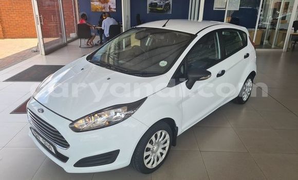 Acheter Occasion Voiture Ford Fiesta Blanc à Lusaka, Zambie Acheter Occasion Voiture Ford Fiesta Blanc à Lusaka, Zambie