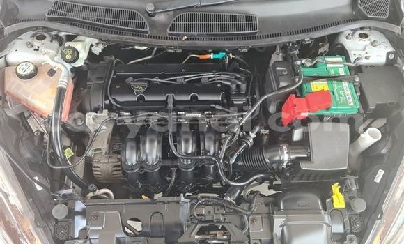 Acheter Occasion Voiture Ford Fiesta Blanc à Lusaka, Zambie Acheter Occasion Voiture Ford Fiesta Blanc à Lusaka, Zambie