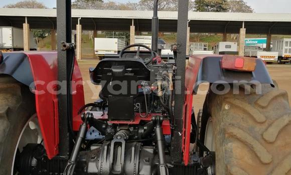 Acheter Occasion Utilitaire Caterpillar 120 Rouge à Lusaka, Zambie Acheter Occasion Utilitaire Caterpillar 120 Rouge à Lusaka, Zambie